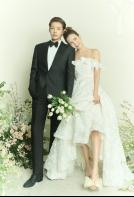 이다해♥세븐, 8년 열애 끝 ‘5월 결혼’…러블리 웨딩 화보 공개 기사 이미지