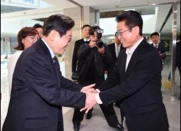 이재명 대표, 경주APEC과 대구경북통합에 협력·지원 표명 기사 이미지